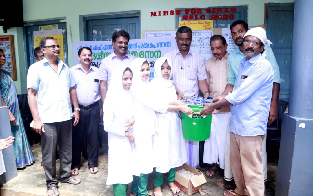 പാഠം ഒന്ന്: ആക്രിക്കാരുടെ സേവനം ചെറുതല്ല