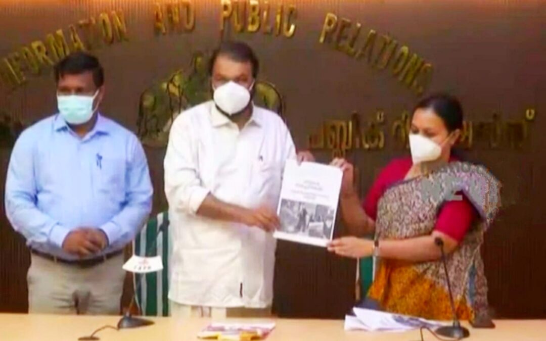 രക്ഷിതാക്കളുടെ പൂർണ സമ്മതത്തോടെ മാത്രമേ കുട്ടികൾ ക്ലാസുകളിൽ എത്തേണ്ടതുള്ളൂ : മാർഗ്ഗരേഖ പുറത്തിറങ്ങി