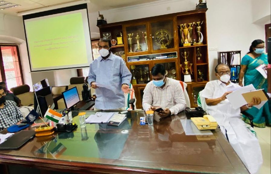 അധ്യാപകരുടെ നിയമന അംഗീകാരം, പെൻഷൻ അടക്കം കെട്ടിക്കിടക്കുന്ന ഫയലുകൾ ഉടൻ തീർപ്പാക്കും: 6,000 ഫയലുകൾ ഒരു മാസത്തിനകം തീർപ്പാക്കണമെന്ന് മന്ത്രി