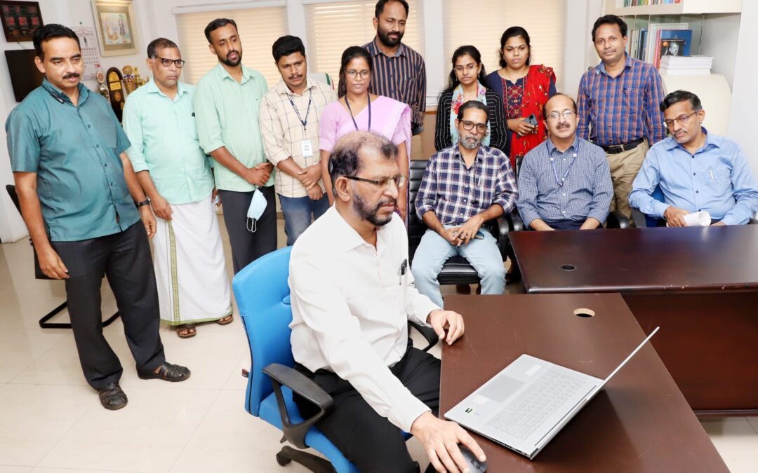 അമൂല്യ താളിയോല ഗ്രന്ഥങ്ങൾ ലോകത്തിനു മുന്നിലെത്തിക്കാൻ കാലിക്കറ്റ്‌ സർവകലാശാല: ഗ്രന്ഥപ്പുരയുടെ വെബ്സൈറ്റ് ഒരുങ്ങി