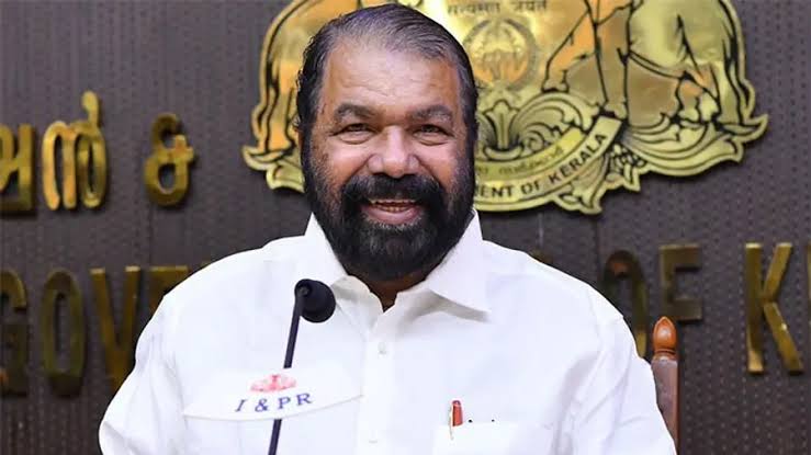 സ്കൂളുകളിൽ അനധികൃത പണപ്പിരിവ്: പിടിഎ കമ്മിറ്റികൾ പിരിച്ചുവിടുമെന്ന് വിദ്യാഭ്യാസ മന്ത്രി